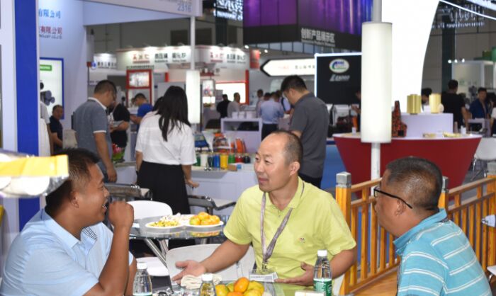 眾鑫實業(yè)受邀參加“第24屆中國國際復(fù)合材料工業(yè)技術(shù)展覽會"(圖3) 眾鑫實業(yè)受邀參加“第24屆中國國際復(fù)合材料工業(yè)技術(shù)展覽會"(圖3)